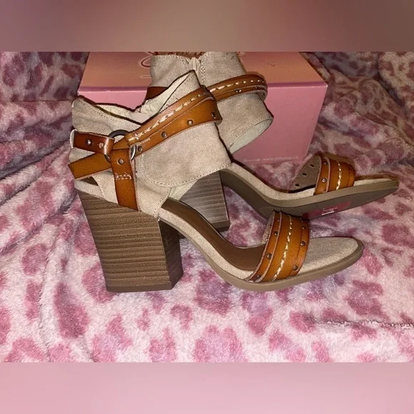 Jellypop Jelly Pop Open Toe Block Heel Sandal leather canvas shannen NEW - Picture 4 of 16